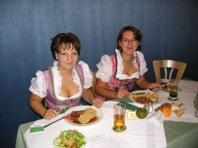 DSCN1905Oktoberfest 2009.jpg